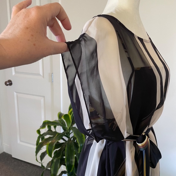 Max and Cleo striped knee length shift dress with tie waist - L - Picture 10 of 14